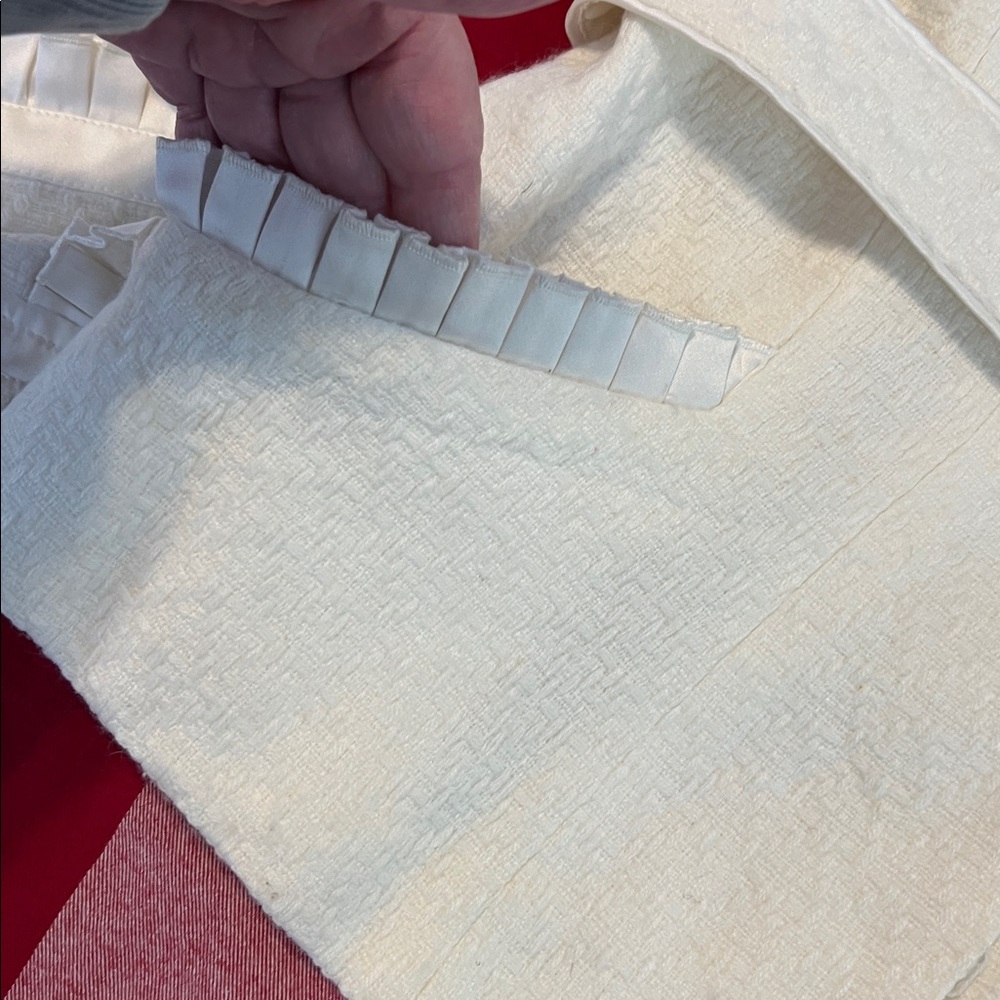 Gorgeous White Jacket - image 3